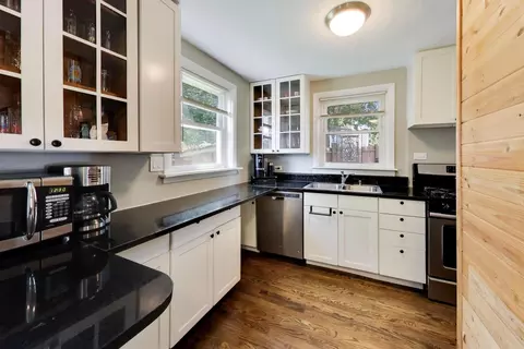 Kitchen - 1425 Willow Ave, Des Plaines, IL 60016 photo 1 of 3
