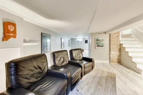 Other - 1425 Willow Ave, Des Plaines, IL 60016 photo 2 of 8