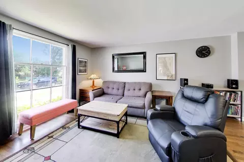 Living - 1425 Willow Ave, Des Plaines, IL 60016 photo 1 of 3