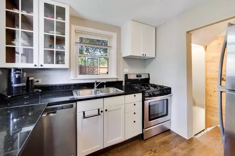 Kitchen - 1425 Willow Ave, Des Plaines, IL 60016 photo 2 of 3