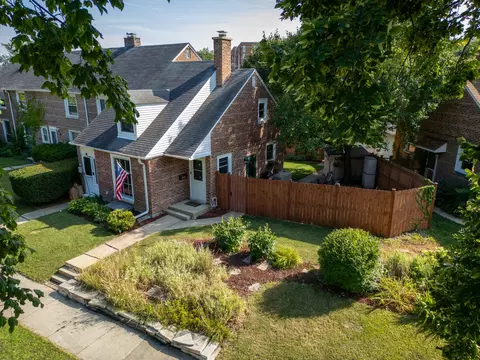 Other - 1425 Willow Ave, Des Plaines, IL 60016 photo 7 of 8