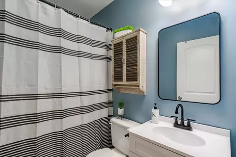 Bath - 111 E 7th St, Gridley, IL 61744 photo 2 of 2
