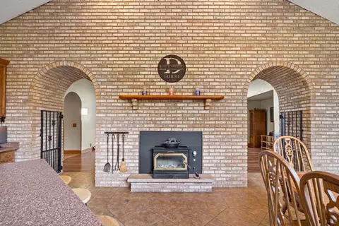 Entry Way - 118 Eldorado Ct, Minooka, IL 60447 photo 2 of 2