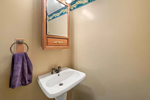 Bath - 118 Eldorado Ct, Minooka, IL 60447 photo 6 of 6