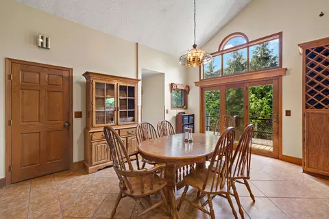Dining - 118 Eldorado Ct, Minooka, IL 60447 photo 1 of 1