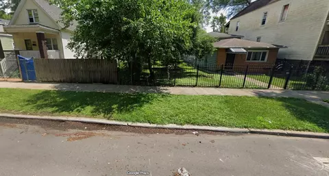 7009 S Elizabeth St, Chicago, IL 60636
