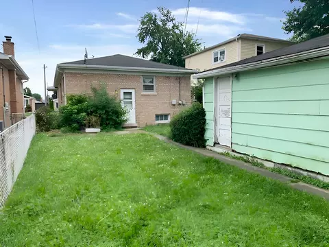 Exterior - 15124 Evers St, Dolton, IL 60419 photo 3 of 3
