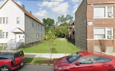 7004 S Racine Ave, Chicago, IL 60636