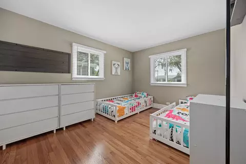 Bedroom - 637 S Beverly Ave, Addison, IL 60101 photo 4 of 6