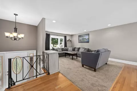Other - 637 S Beverly Ave, Addison, IL 60101 photo 1 of 6