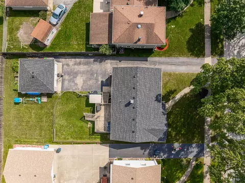 View/Area - 637 S Beverly Ave, Addison, IL 60101 photo 1 of 4