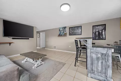 Other - 637 S Beverly Ave, Addison, IL 60101 photo 3 of 6
