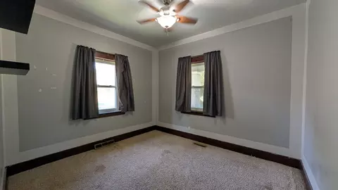 Bedroom - 258 7th St, Silvis, IL 61282 photo 3 of 3