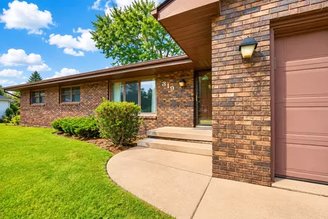Exterior - 319 N Bone Dr, Normal, IL 61761 photo 2 of 7