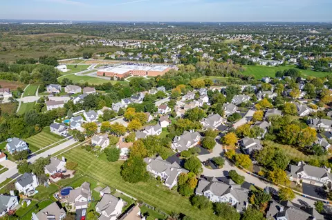 View/Area - 358 Ashford Cir #2, Bartlett, IL 60103 photo 3 of 4