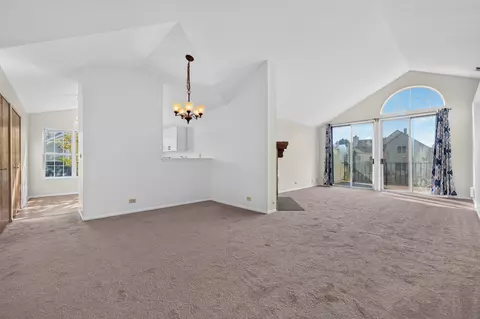 Living - 358 Ashford Cir #2, Bartlett, IL 60103 photo 1 of 4