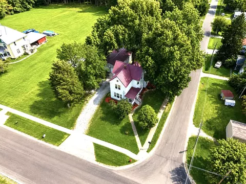 View/Area - 502 Vincennes Ave, Flora, IL 62839 photo 2 of 2