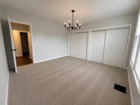 Bedroom - 502 Vincennes Ave, Flora, IL 62839 photo 5 of 9
