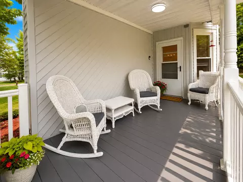 Exterior - 502 Vincennes Ave, Flora, IL 62839 photo 9 of 16