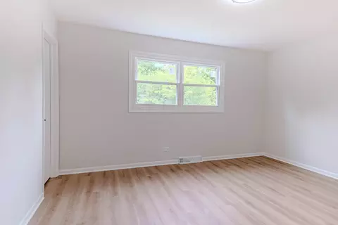 Bedroom - 605 Selborne Rd, Riverside, IL 60546 photo 3 of 3