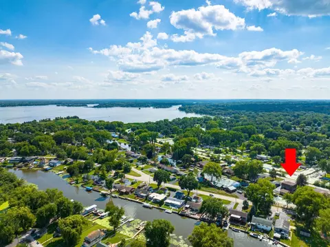 View/Area - 717 Monterrey Ter, Mchenry, IL 60051 photo 3 of 4