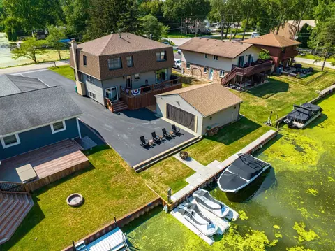 View/Area - 717 Monterrey Ter, Mchenry, IL 60051 photo 2 of 4