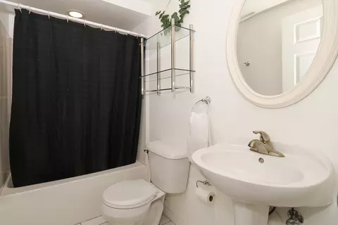 Bath - 717 Monterrey Ter, Mchenry, IL 60051 photo 3 of 3