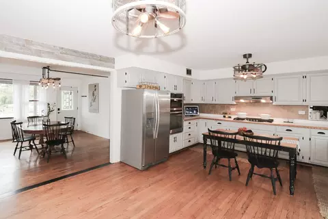 Kitchen - 717 Monterrey Ter, Mchenry, IL 60051 photo 4 of 4