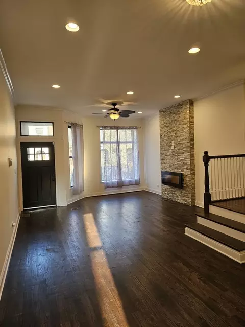 Living - 4420 S Berkeley Ave, Chicago, IL 60653 photo 1 of 8