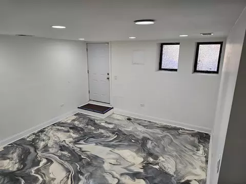 Other - 4420 S Berkeley Ave, Chicago, IL 60653 photo 5 of 6