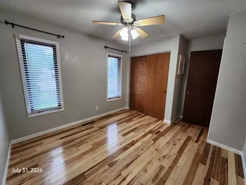 Bedroom - 2315 Osage Dr, Champaign, IL 61821 photo 4 of 6