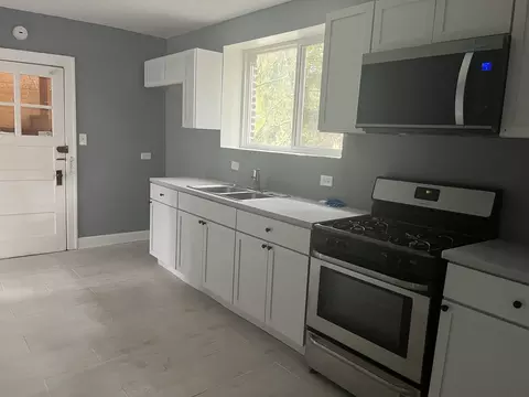 Kitchen - 1133 E 81st Pl, Chicago, IL 60619 photo 1 of 3
