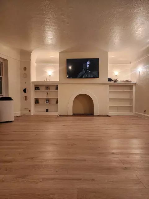 Living - 1133 E 81st Pl, Chicago, IL 60619 photo 2 of 6
