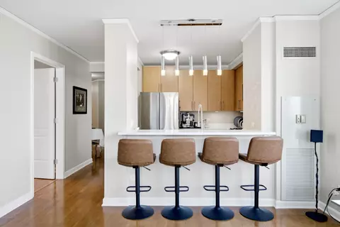 Kitchen - 420 E Waterside Dr #1410, Chicago, IL 60601 photo 3 of 4
