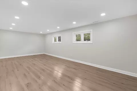 Other - 590 Durham Ct, Hoffman Estates, IL 60169 photo 4 of 6