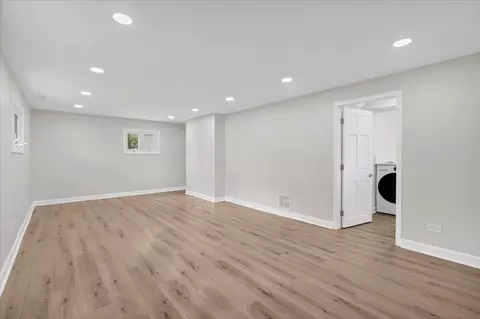Other - 590 Durham Ct, Hoffman Estates, IL 60169 photo 5 of 6
