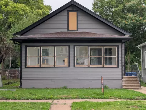 2237 Kristan Ave, North Chicago, IL 60064