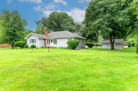 Exterior - 2425 Commonwealth Ave, Joliet, IL 60435 photo 2 of 11