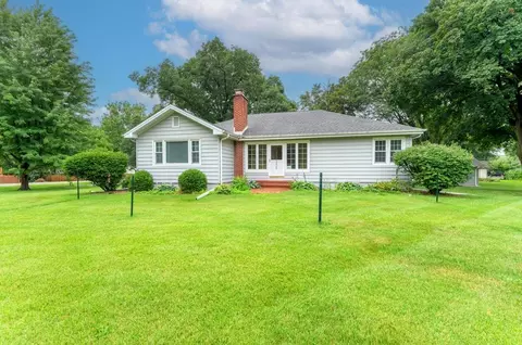 Exterior - 2425 Commonwealth Ave, Joliet, IL 60435 photo 3 of 11