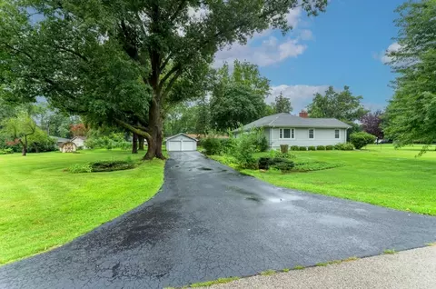 Exterior - 2425 Commonwealth Ave, Joliet, IL 60435 photo 11 of 11