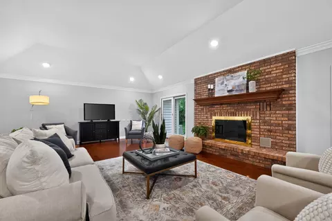 Other - 135 Hawkins Cir, Wheaton, IL 60189 photo 2 of 4
