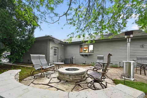 Exterior - 135 Hawkins Cir, Wheaton, IL 60189 photo 7 of 8