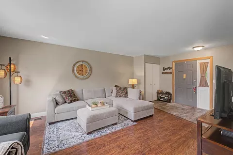 Other - 520 Dover Dr, Roselle, IL 60172 photo 1 of 4