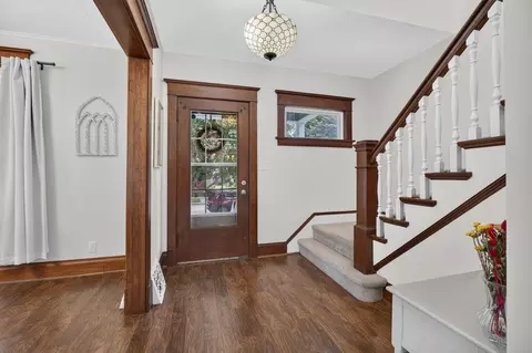Entry Way - 2012 15th Street A, Moline, IL 61265 photo 1 of 4