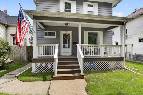 Exterior - 2012 15th Street A, Moline, IL 61265 photo 2 of 6