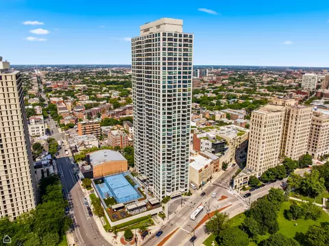 2020 N Lincoln Park W #28AB, Chicago, IL 60614