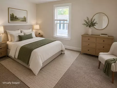 Bedroom - 149 6th St, Silvis, IL 61282 photo 2 of 7