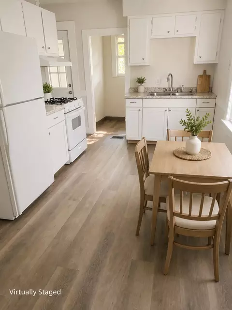 Kitchen - 149 6th St, Silvis, IL 61282 photo 2 of 2