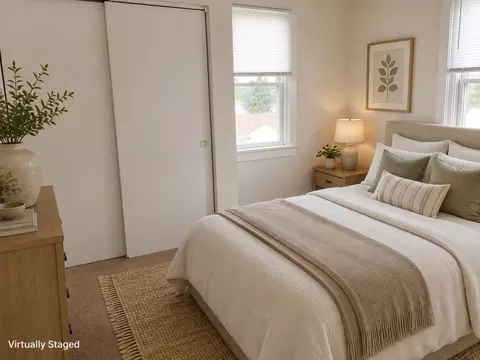 Bedroom - 149 6th St, Silvis, IL 61282 photo 7 of 7