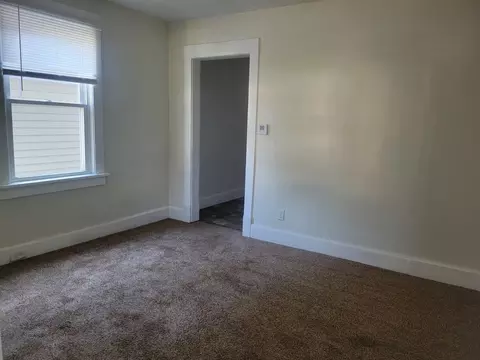 Living - 149 6th St, Silvis, IL 61282 photo 3 of 4